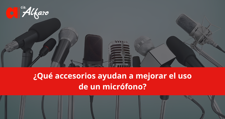 ¿Qué accesorios ayudan a mejorar el uso de un micrófono?
