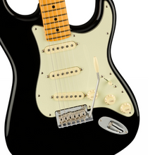 Guitarra Eléctrica American Pro II Stratocaster Negro