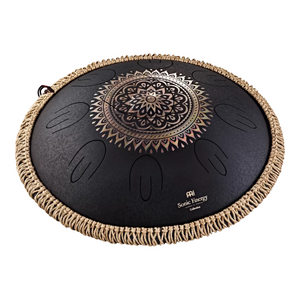 Tambor Metálico de Lengüetas 16" – Escala D Kurd, Diseño Floral Grabado, Negro